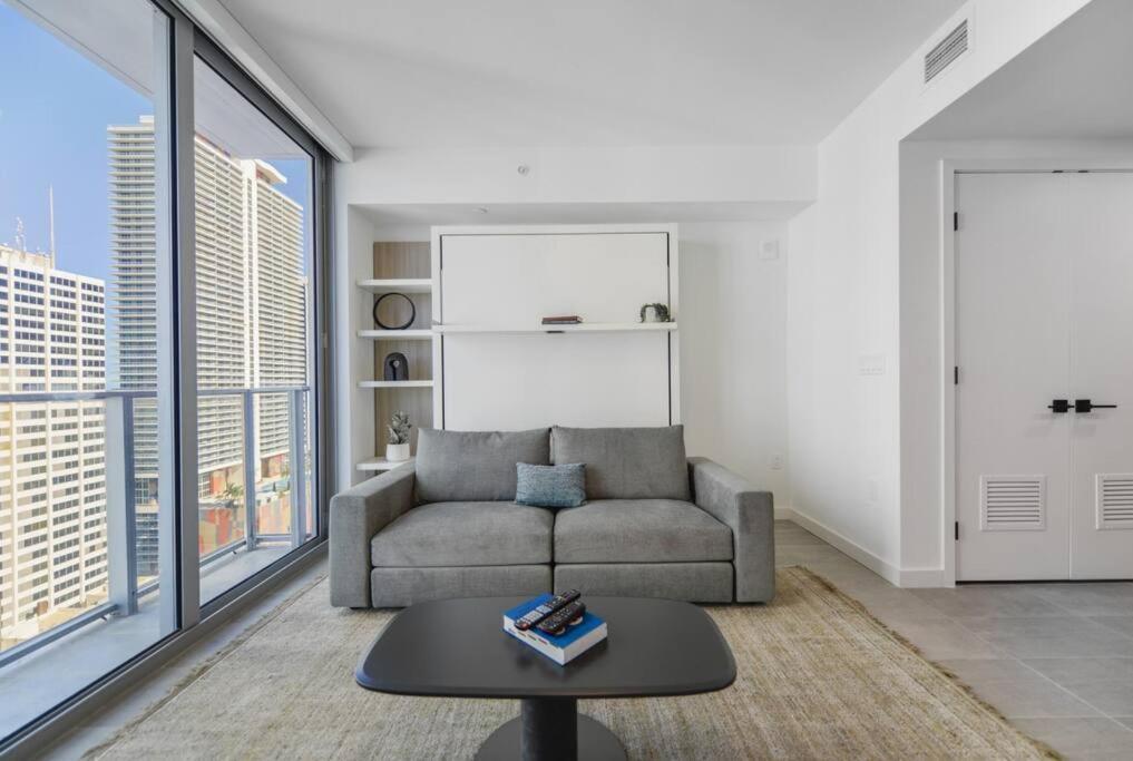 Wonderful Studio Apartment With Great Views And Pool ميامي المظهر الخارجي الصورة