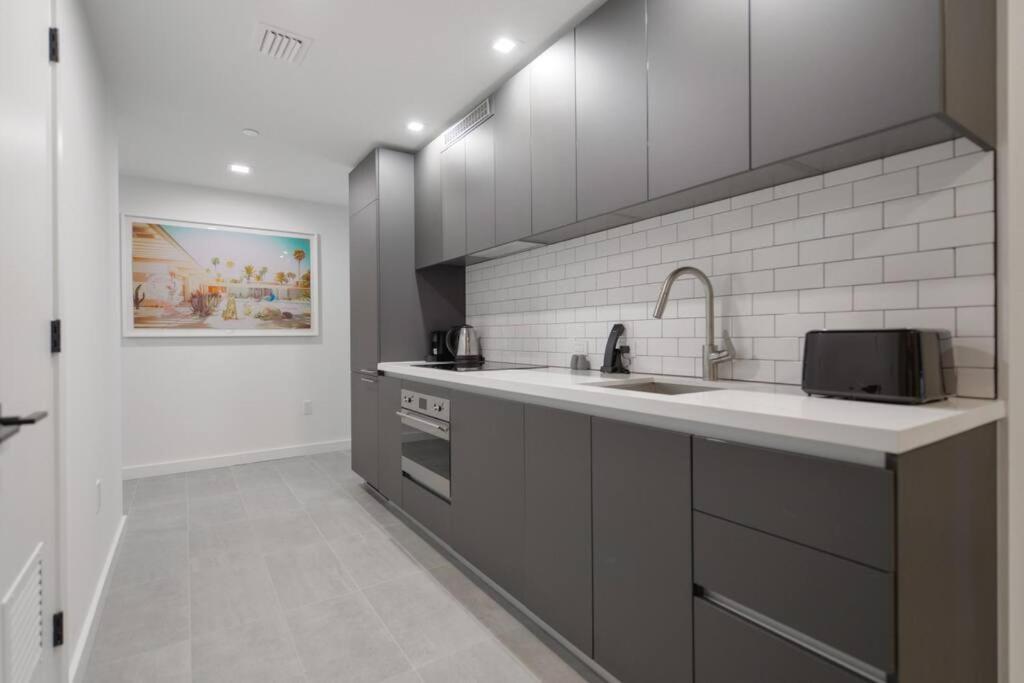 Wonderful Studio Apartment With Great Views And Pool ميامي المظهر الخارجي الصورة
